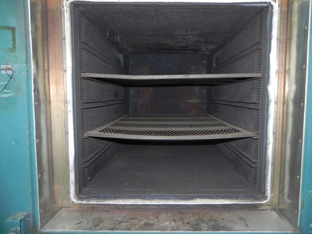 36" width x 36" H x 48" D Grieve #AG-1250, box temper furnace, electric 1250°F, excellent - Image 4
