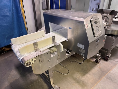 CEIA #THS/M5, Conveyorized Metal Detector, 17.5" wide x 7" high detection aperture, 16" wide x 6' long - Image 2