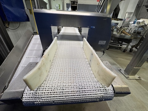 CEIA #THS/M5, Conveyorized Metal Detector, 17.5" wide x 7" high detection aperture, 16" wide x 6' long - Image 5