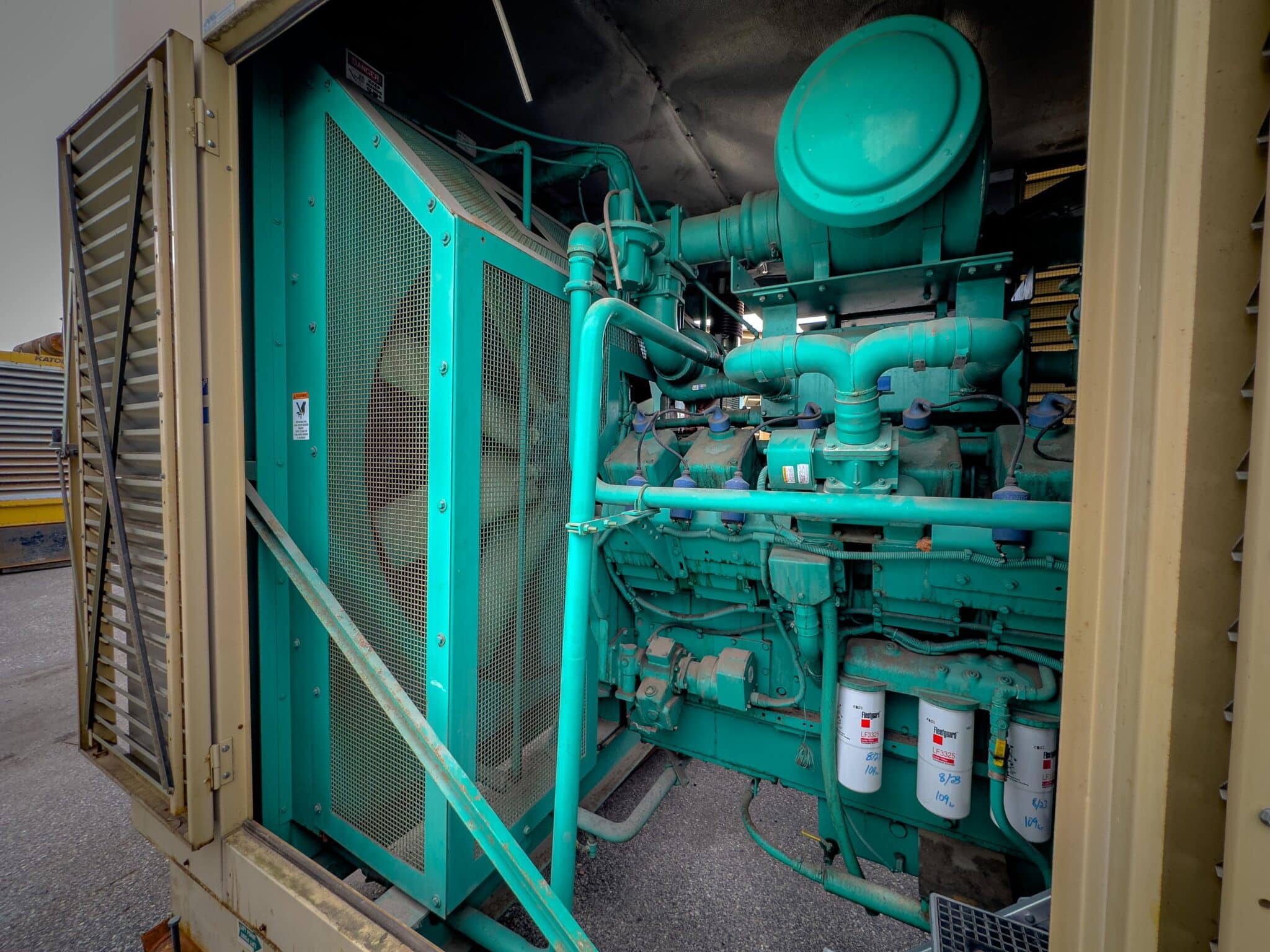 625 KW Cummins #GFJB, Natural Gas Generator, 277/480 Volt, 1800 RPM, 1200 amp circuit breaker, Cummins - Image 7
