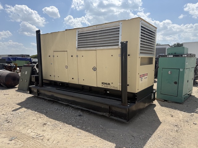 400 KW Kohler #400REOZJ, Diesel Generator, 277/480 Volt, John Deere engine, 1800 RPM, 600 amp breaker - Image 2