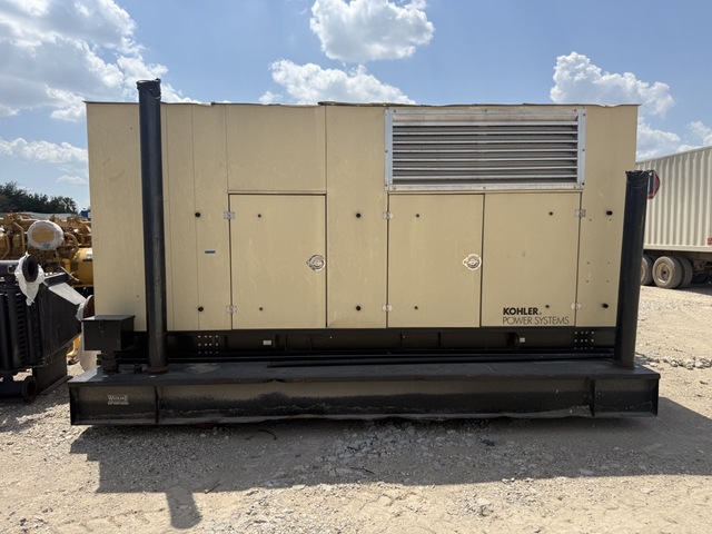 400 KW Kohler #400REOZJ, Diesel Generator, 277/480 Volt, John Deere engine, 1800 RPM, 600 amp breaker - Image 3