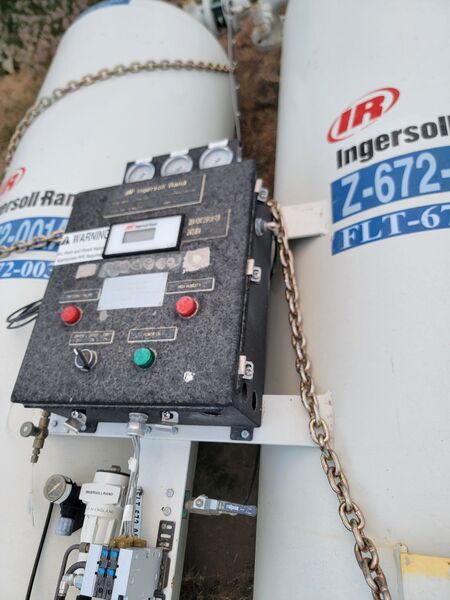 855 cfm, 125 psig, Ingersoll-Rand #Sierra-H200, Rotary Screw Compressor W/Dryer, 200 HP, 20000 load hours - Image 9