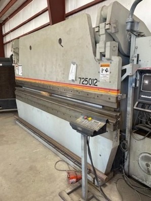 250 Ton, Accurpress #725012, CNC hydraulic press brake, 12' overall, 126" between housing, 8" stroke, Hurco - Image 2