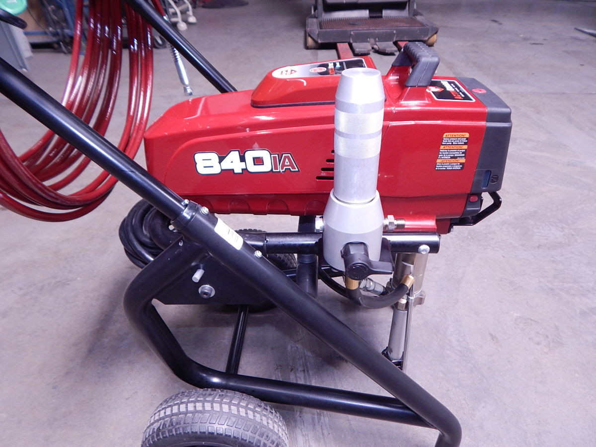 Titan #840 High Rider, Airless Paint Sprayer, IntelliSync, 3300 PSI. Max, 0.85 GPM, 1.5 HP, 120 V. - Image 4