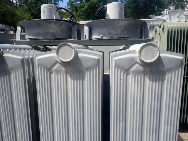 1500/1680/1725/1932 kVA, 12470 Delta Primary, 480/277 Wye Secondary, Cutler Hammer Substation - Image 3