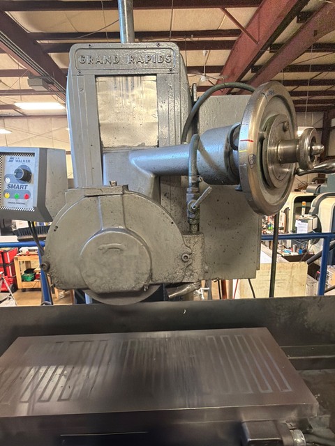 24" x 8" Gallmeyer & Livingston #280, Surface Grinder, Carbon Steel Walker, 9" x3" x1" wheel, 460 V., 3 - Image 2