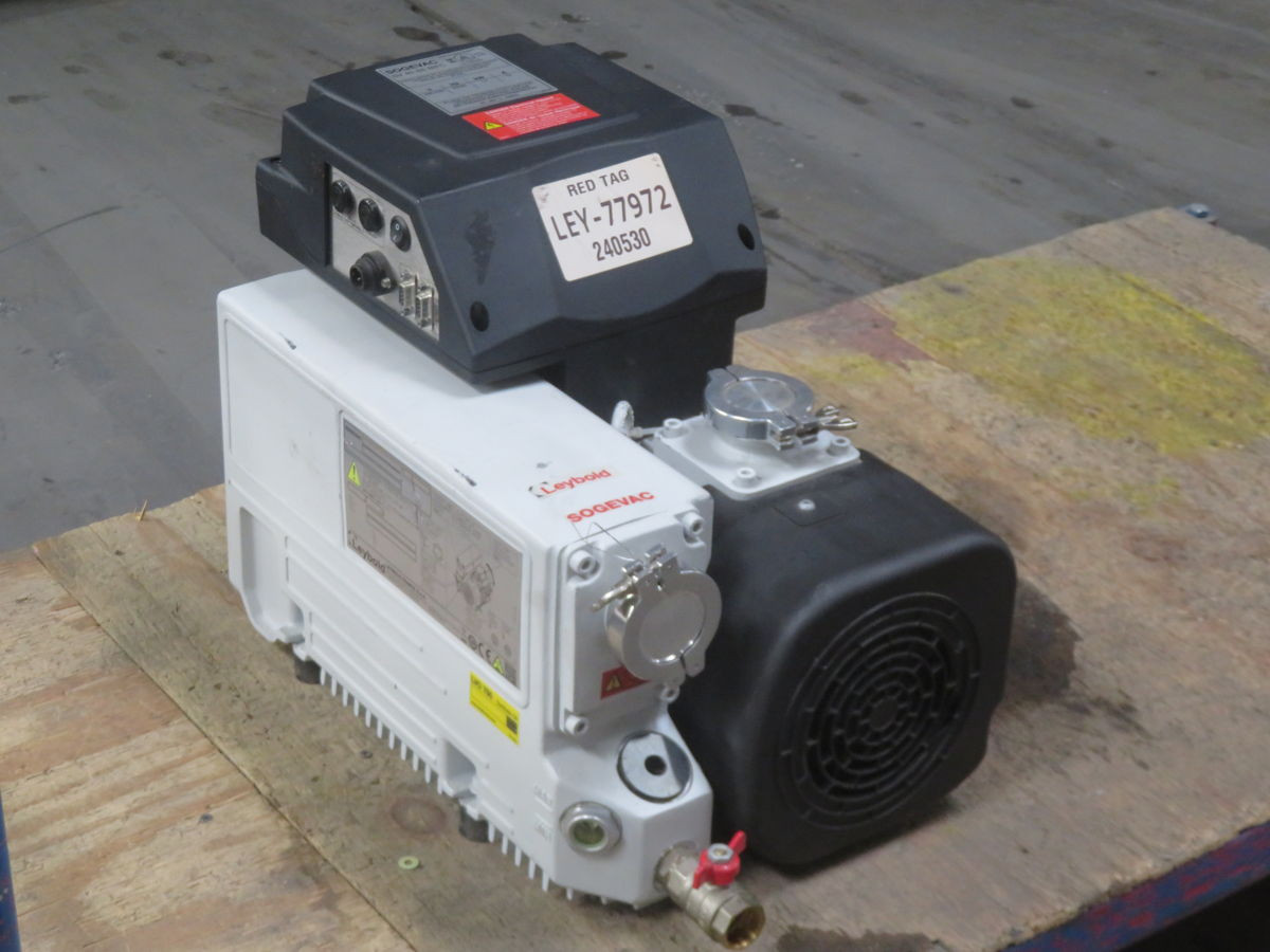 38.3 CFM, Sogevac #SV40-65-BIFC, Rotary Vane Vacuum Pump, 200-240 V., 1.5 kW (2 available) - Image 1