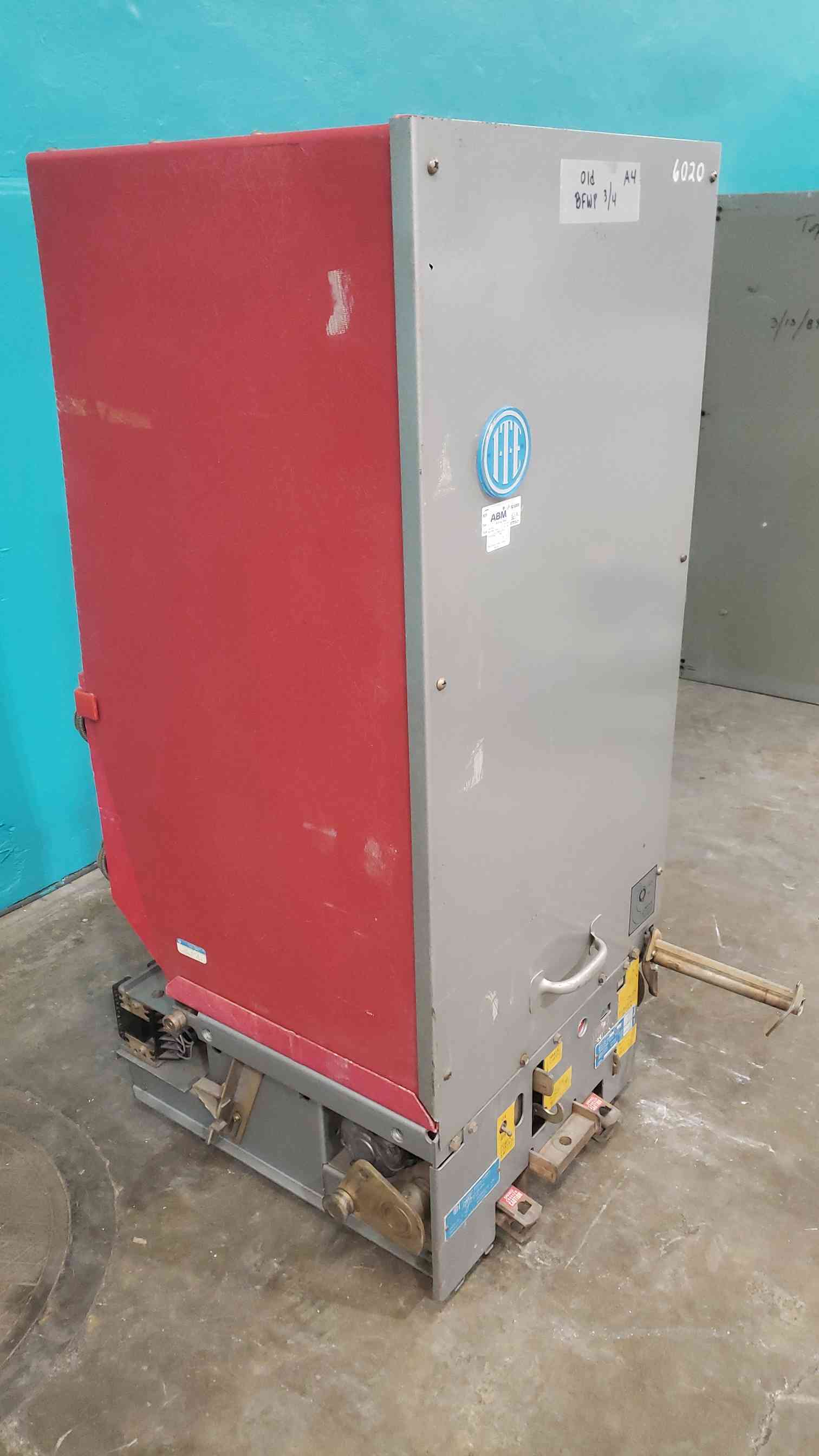 1200 Amps, ITE, 5HK250, 5 KV, 250 MVA, 125 VDC, power circuit breaker, drawout - Image 4
