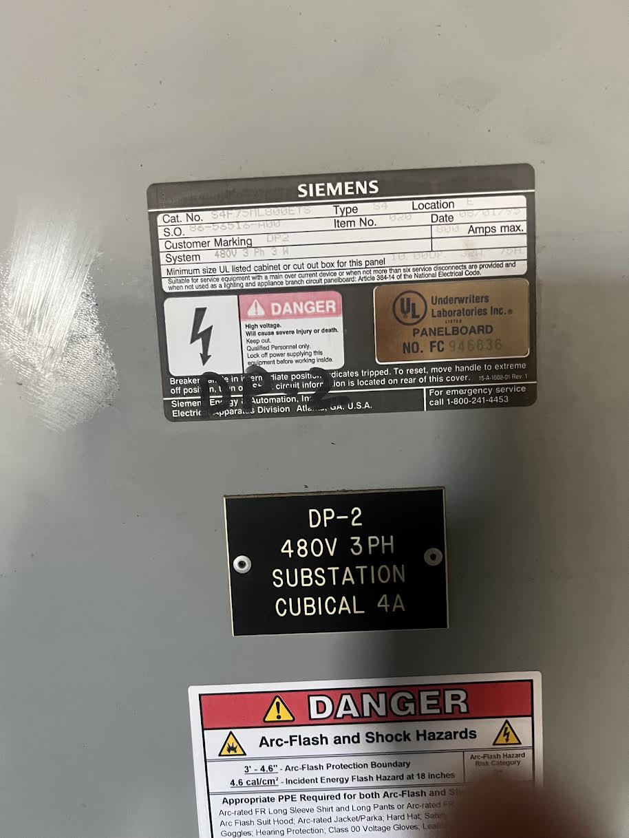 800 Amp. Siemens, Type S4, panelboard, 480 Volts 3 phase, 11 subfeed & 2 mains - Image 2