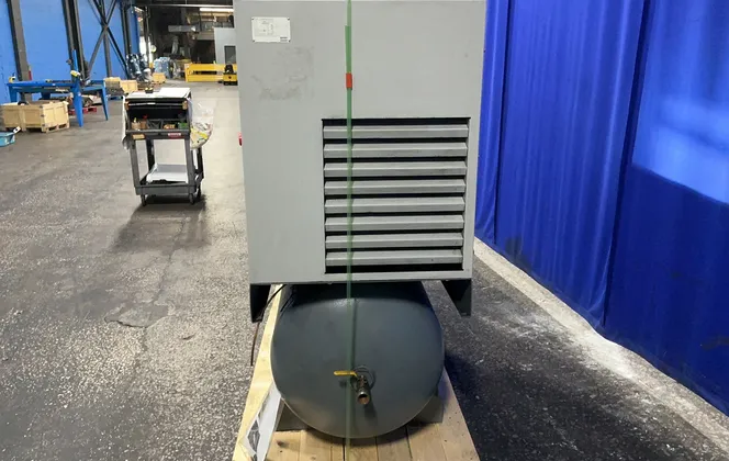 101 cfm, 125 psi, Atlas Copco #GA18FF A 125 FM, Rotary Screw Air Compressor, 25 HP, 88 Gal. Tank, 230 V., 2011 - Image 10