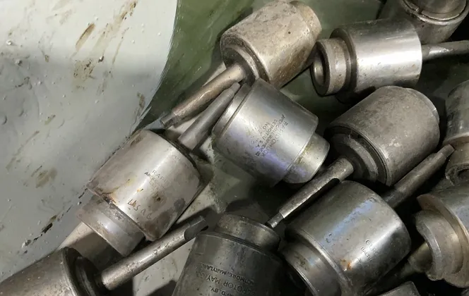 Paducah Gearmotor, Tool Holders - Image 4