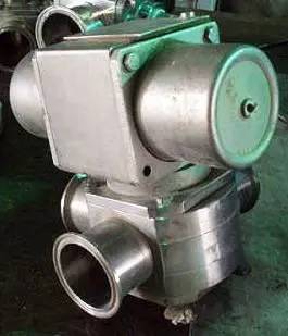 Alfa-Laval Koltek, 3-Way Stainless Steel air actuated shutter valve - Image 3