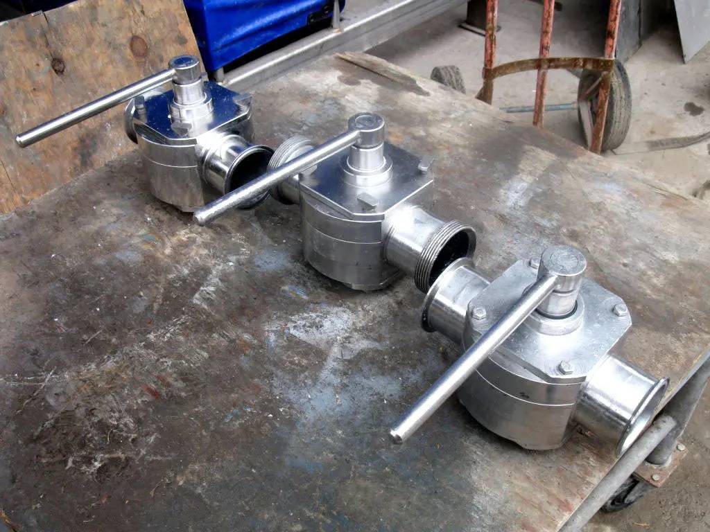 3" Koltek, 2-way Stainless Steel hand valve (3 available) - Image 7