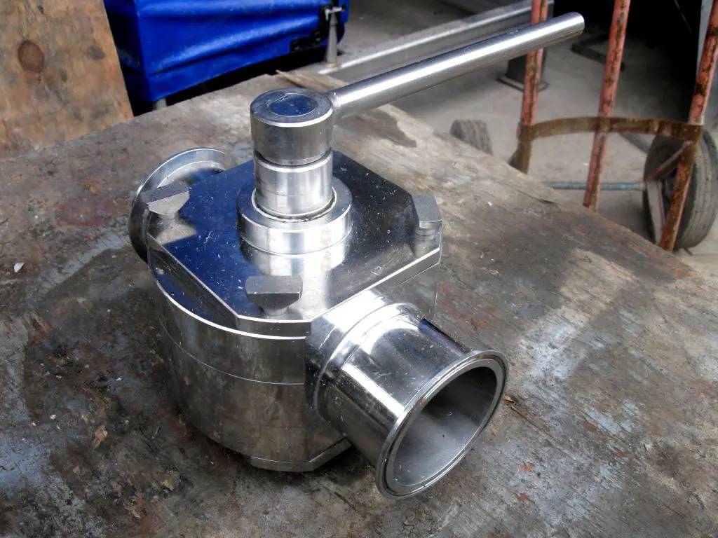 3" Koltek, 2-way Stainless Steel hand valve (3 available) - Image 10
