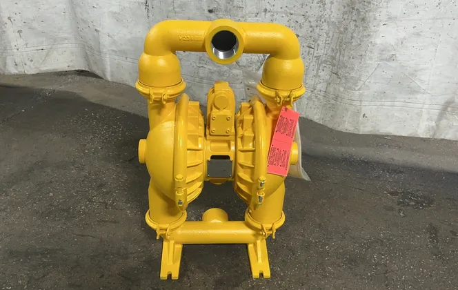 ABS Versamatic Diaphragm Pump, 125 PSI, 2021 - Image 1