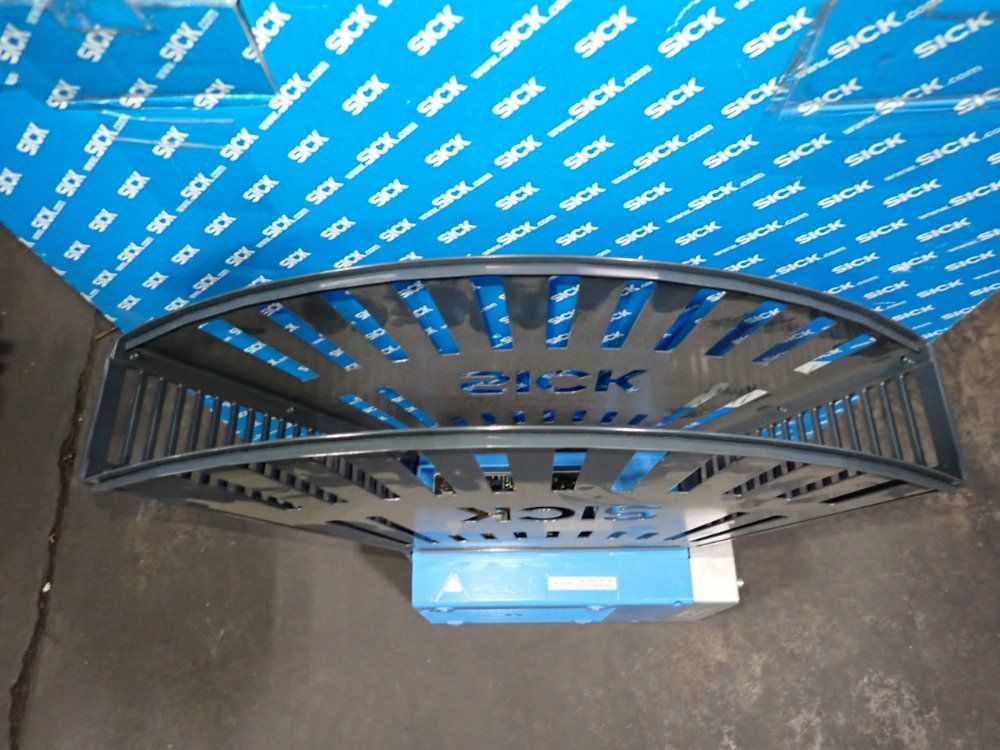 Sick #VMD500-2002, Laser Track & Trace Head Scanner, w/2030396 Connection Hood, 2019 - Image 3