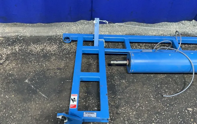 .125 Ton, Gorbel #SS99039, Jib Crane, 103" Span, 108" Column Height, 8" Column Width - Image 1
