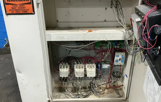 446 CFM, Ingersoll-Rand #SSR-EP100, Rotary Screw Air Compressor, 100 HP, Intellisys Control, 1992 - Image 8