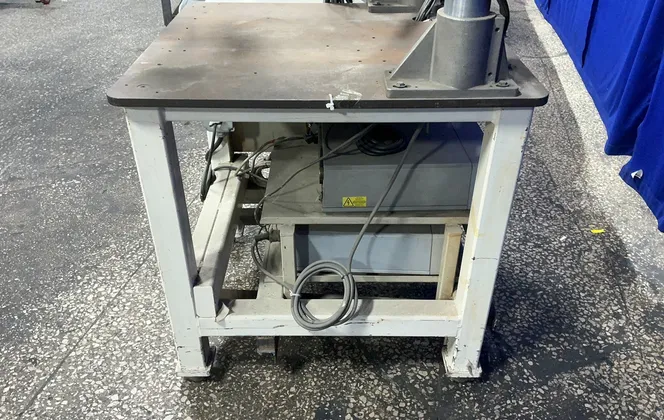 Branson 2-Head Ultrasonic Welder, 23" x 32", 2,000 width, 14 A., Branson Controls - Image 8