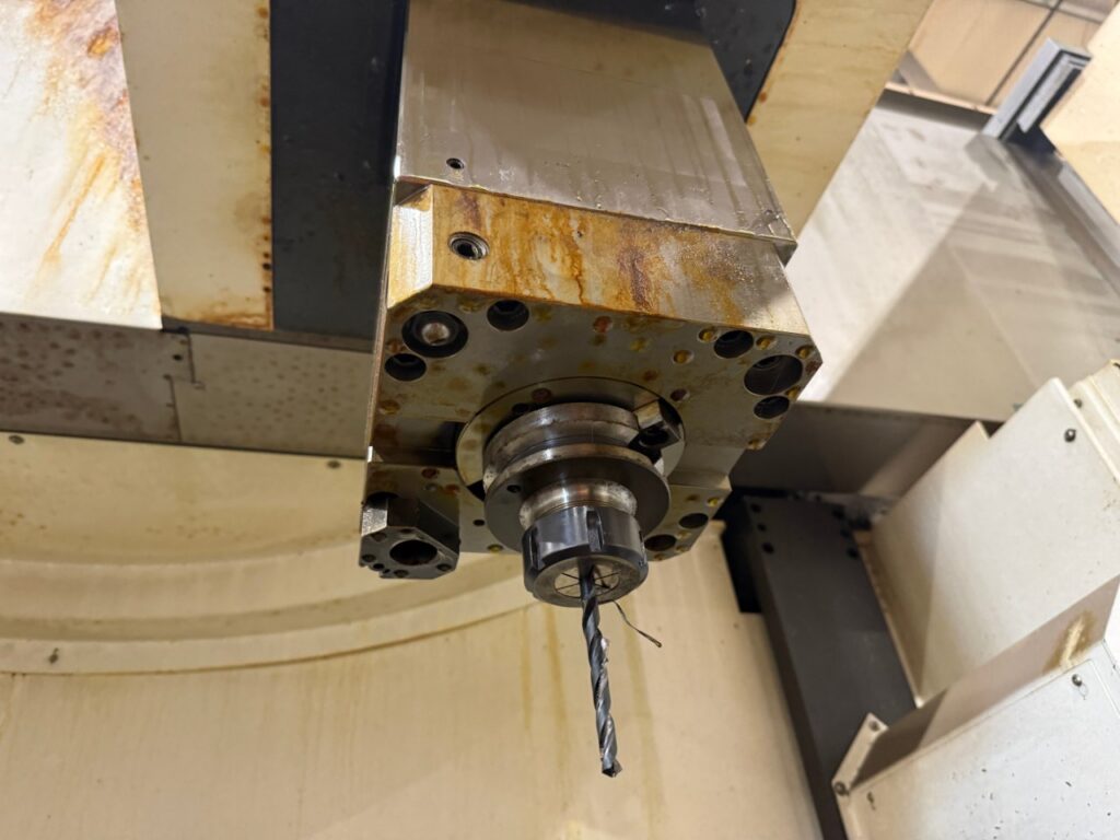 70.8" YouJi #YV-1600ATC+C, CNC vertical lathe, Fanuc 0iTF, 78.4" swing, 62.99" table diameter, 2018 - Image 4