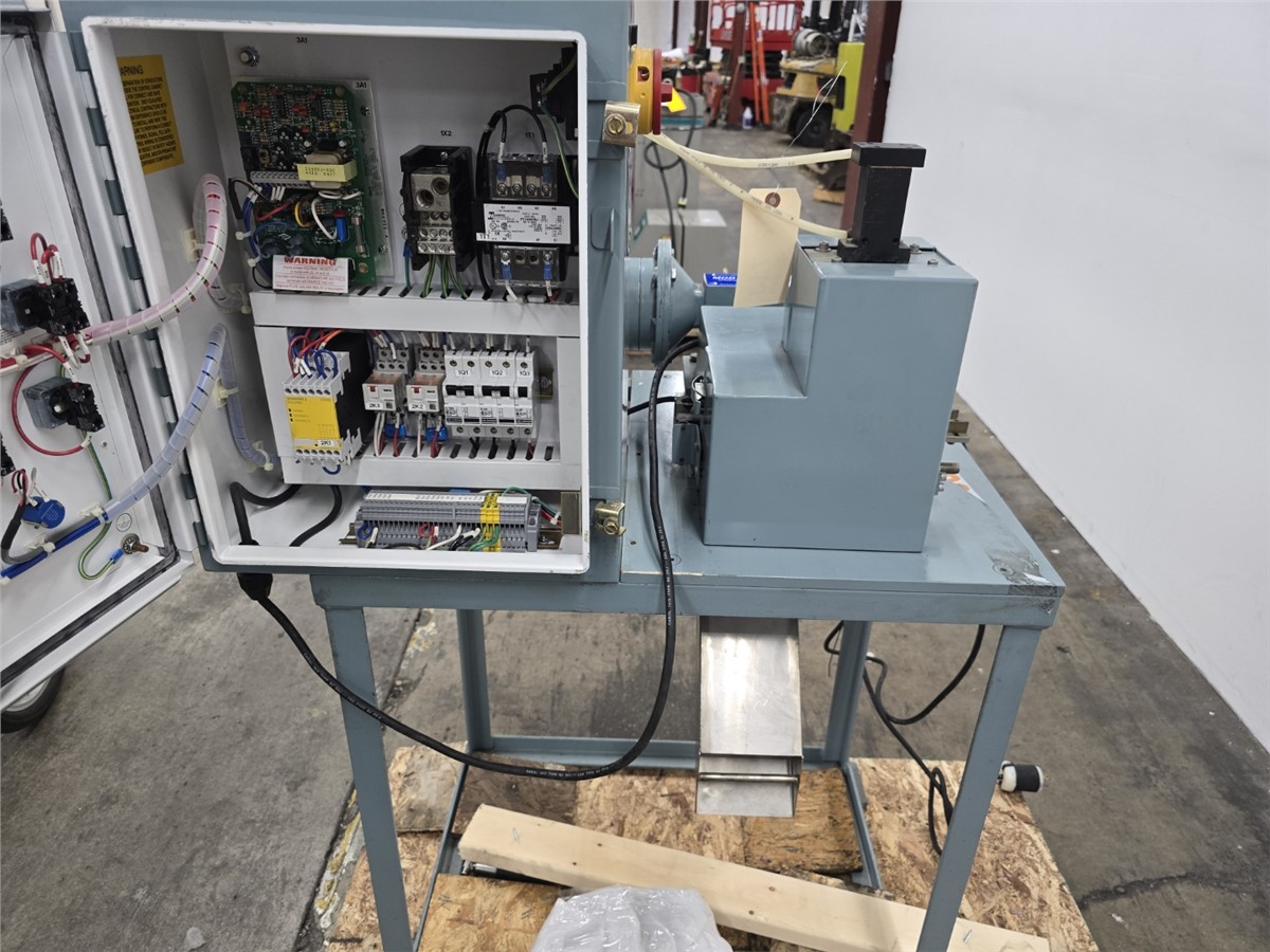 2" Wide Davis Standard #PK-102, lab strand pelletizer, 18 knife helical rotor, 37" in-feed height, 230/1/60 - Image 3