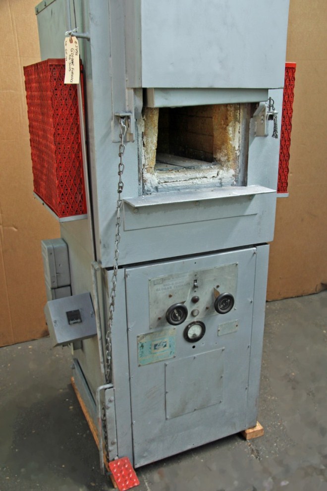 10" width x 9" H x 18" D Blue M #RG-3005, Rad-O-Glow Globar Furnace, 2500°, 230 V., Single Ph. - Image 3