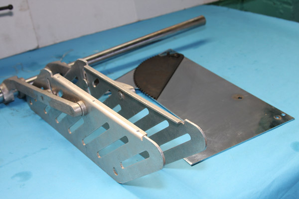 Powermatic Safety-Flex Overarm Saw Guard, w/ Hide Away Splitter, Never Installed - Image 6