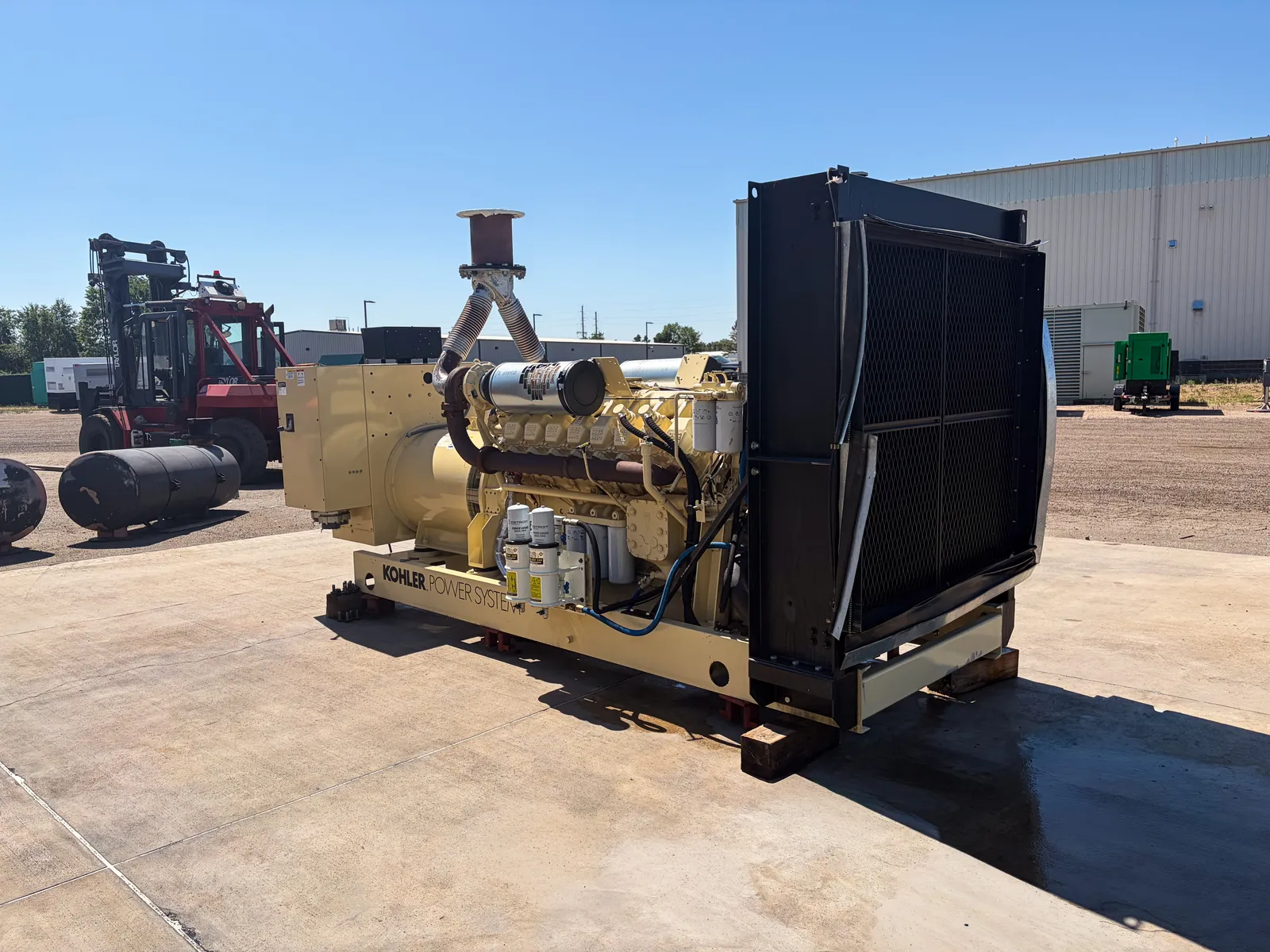 810 kW Kohler/Rehlko, Diesel generator, 699 hours, 277/480 Volts, 3 phase - Image 2