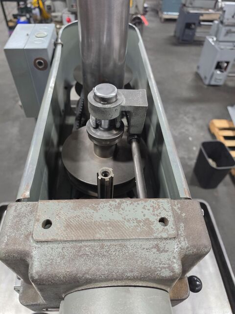 Clausing #2287, single spindle drill press, 20" throat, 1-1/4" capacity, 150-2000 RPM, 1.5 HP, #3MT, 460 V. - Image 7