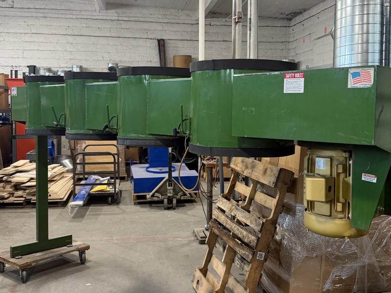 6000 cfm Dust Technology #DT-150, modular dust collector, 15 HP, 4-bag, 133 sq.ft. filter area, 14" inlet - Image 3