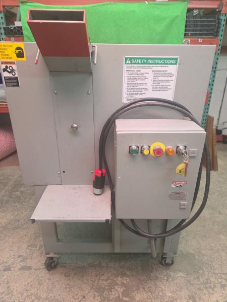 Allegheny Bradford #12HD7.5, hard drive shredder w/infeed conveyor, 12" capacity, 7.5 HP, 9" diameter cutter - Image 1