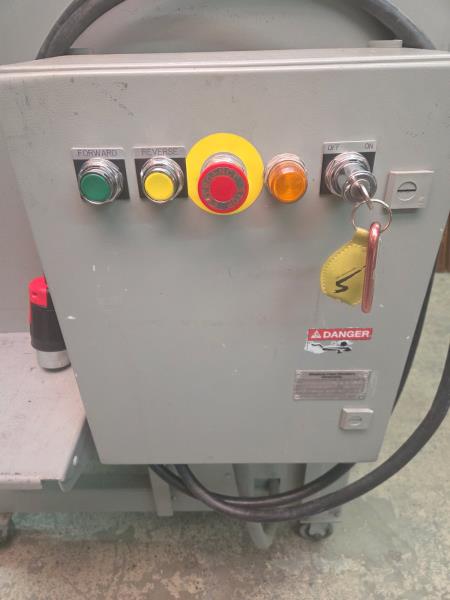 Allegheny Bradford #12HD7.5, hard drive shredder w/infeed conveyor, 12" capacity, 7.5 HP, 9" diameter cutter - Image 3