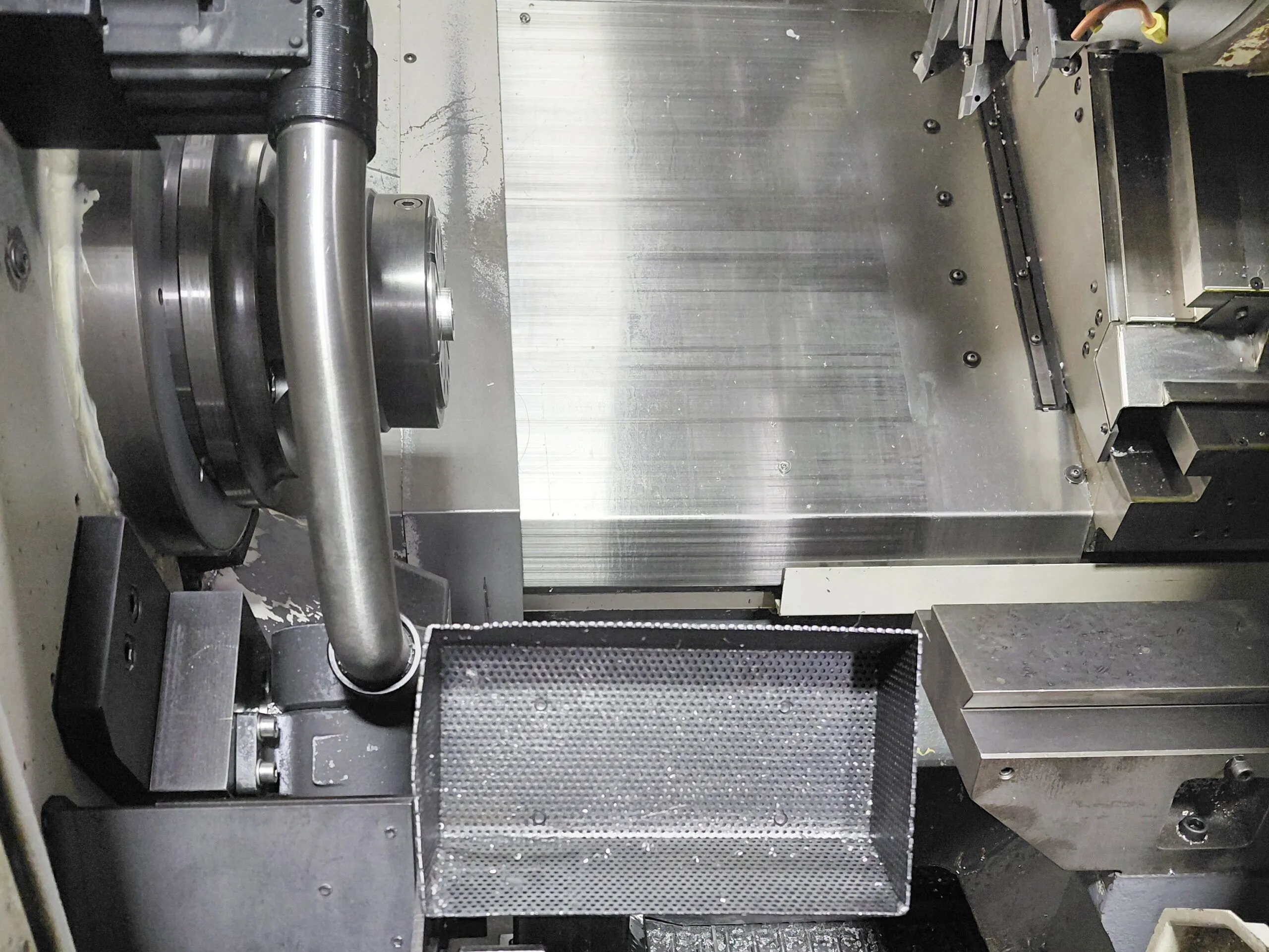 Okuma #Genos-L300MY, CNC Lathe, 20.4" swing, 17.7" machining length, 11.81" turning diameter, 3000 RPM, live - Image 2