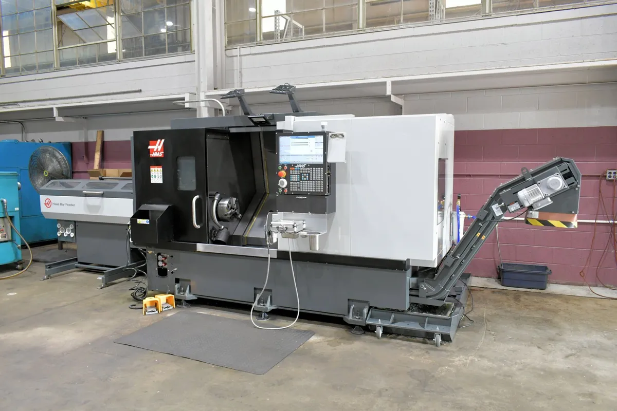 Haas #ST-30, CNC Lathe, 9.4" X, 32.5" Z, 21" swing, 15" cutting diameter, 32.5" machining length, 10" chuck - Image 1