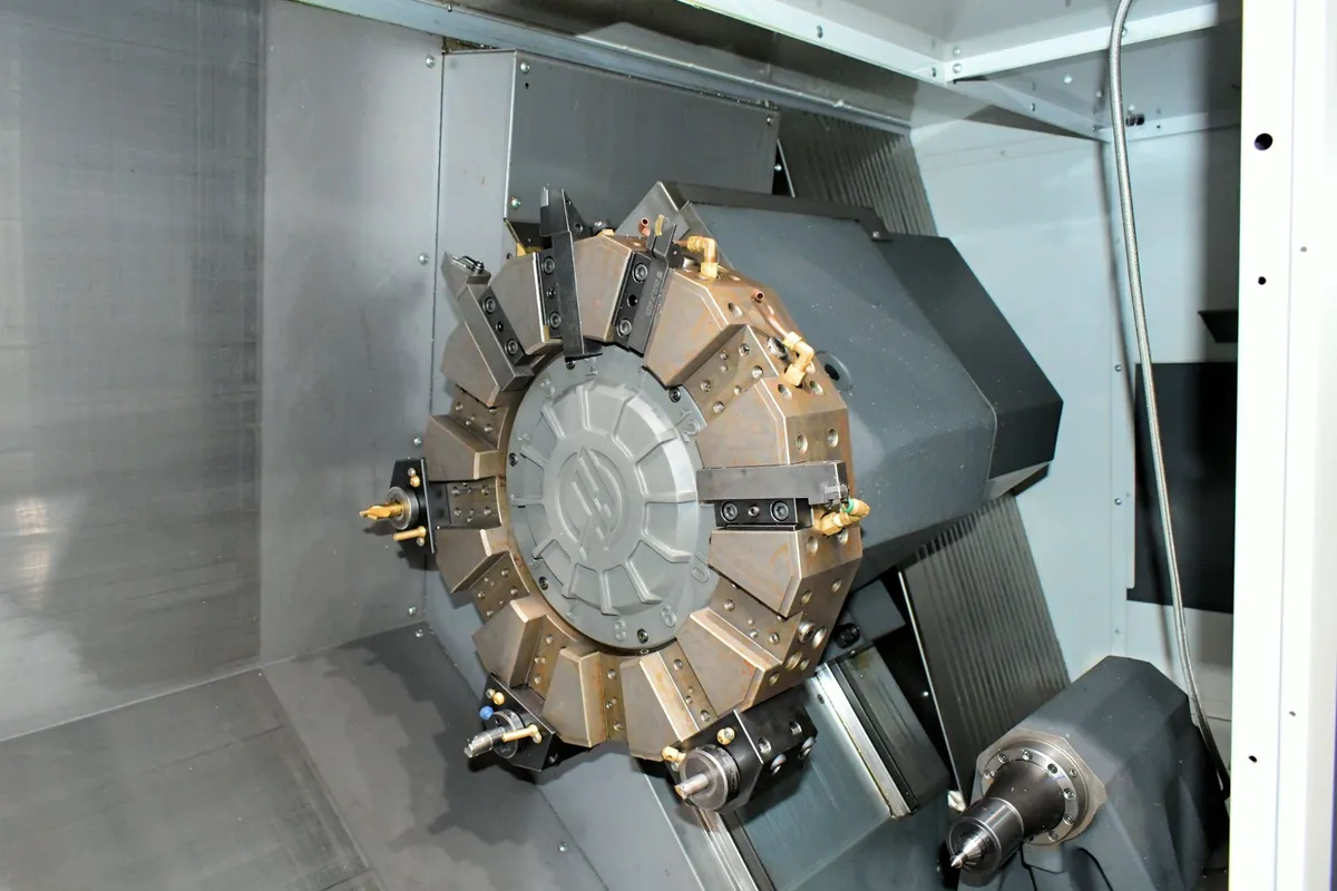 Haas #ST-30, CNC Lathe, 9.4" X, 32.5" Z, 21" swing, 15" cutting diameter, 32.5" machining length, 10" chuck - Image 4