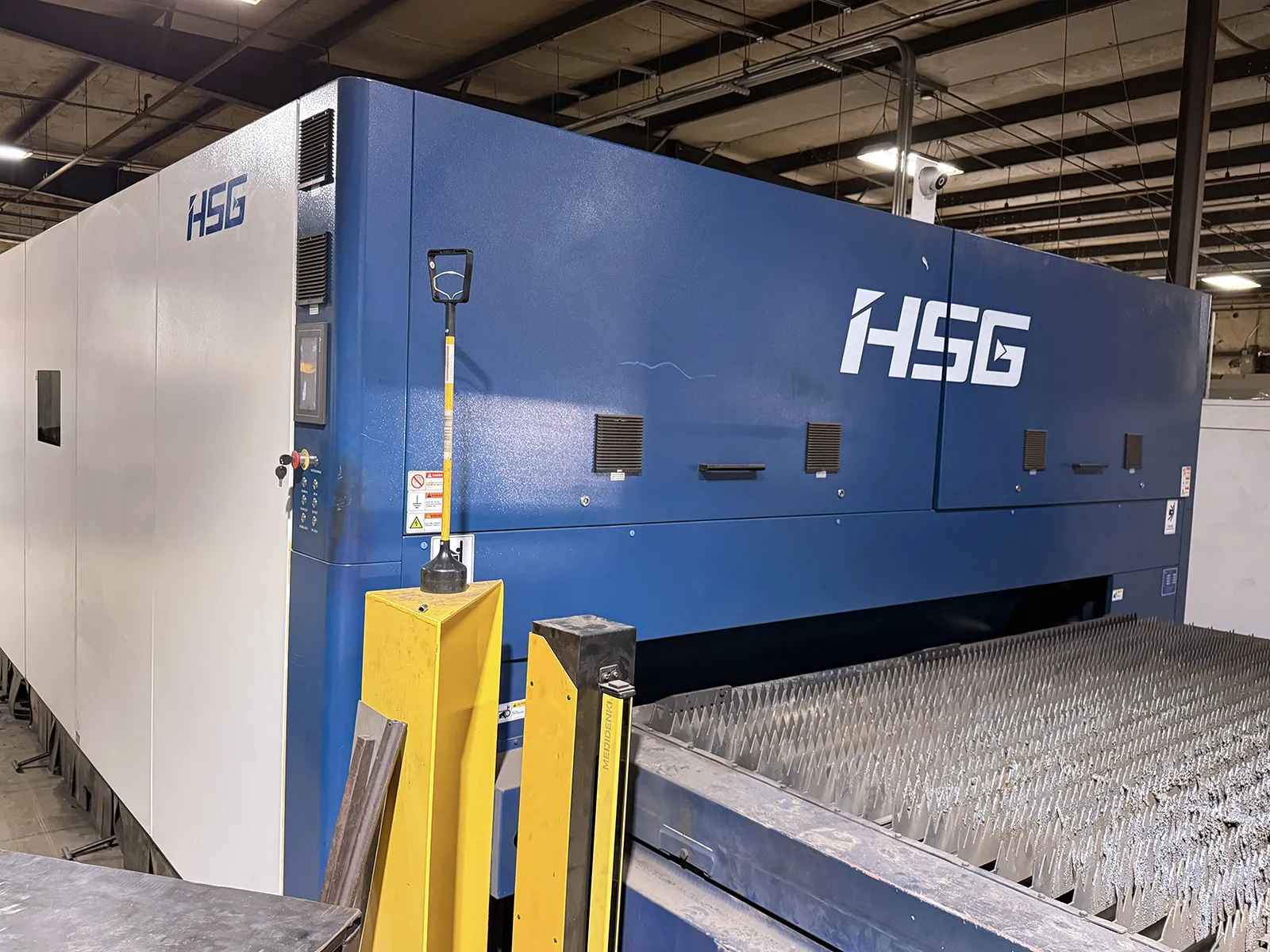 HSG #G6025X-Pro, CNC Laser Cutter, 240" x 100" working area, 13.78" Z, dust collector, 380 Volt, 2023 - Image 2