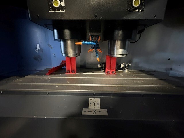 Daewoo Doosan #DMP-500-2SP, Dual Spindle Vertical Machining Center, 40.9" X, 20.5" Y, 23.6" Z, 47.25" x 20.5" - Image 6