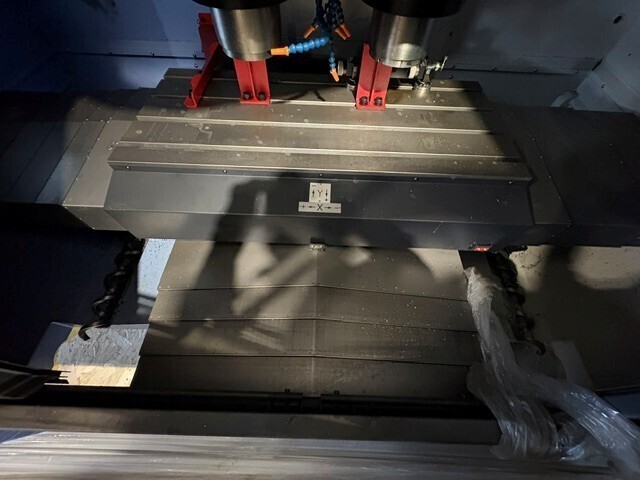 Daewoo Doosan #DMP-500-2SP, Dual Spindle Vertical Machining Center, 40.9" X, 20.5" Y, 23.6" Z, 47.25" x 20.5" - Image 7