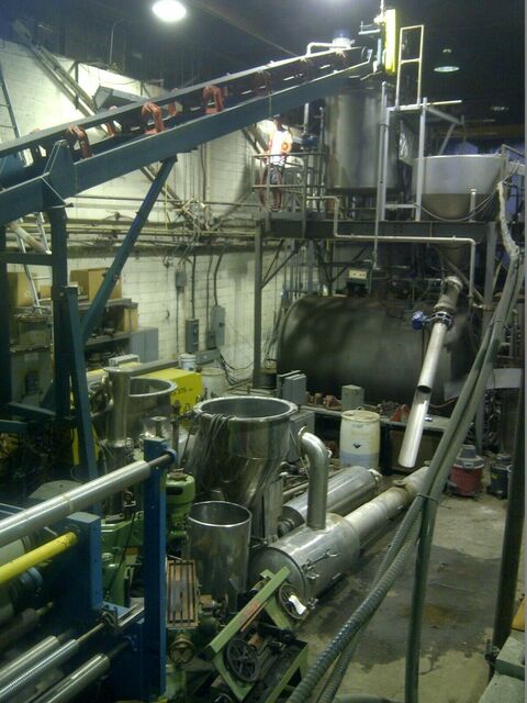 24" wide x 60' long, Carminex, V-trough belt conveyor, folds in 2 sections, TEFC drive, push-button controls - Image 7