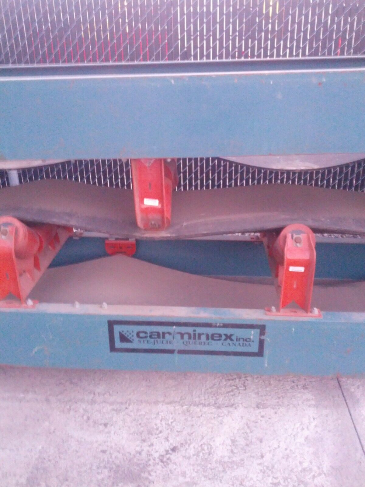 24" wide x 60' long, Carminex, V-trough belt conveyor, folds in 2 sections, TEFC drive, push-button controls - Image 8
