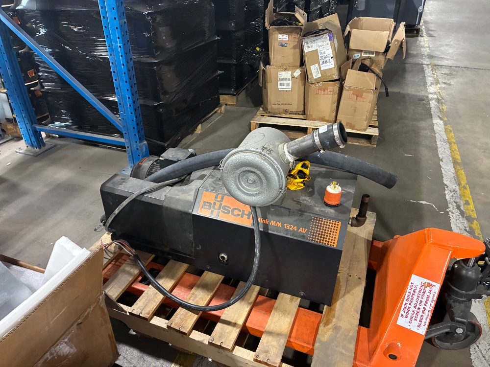 Busch Mink Inc. #MM-1324-AV, industrial dry claw vacuum pump - Image 2