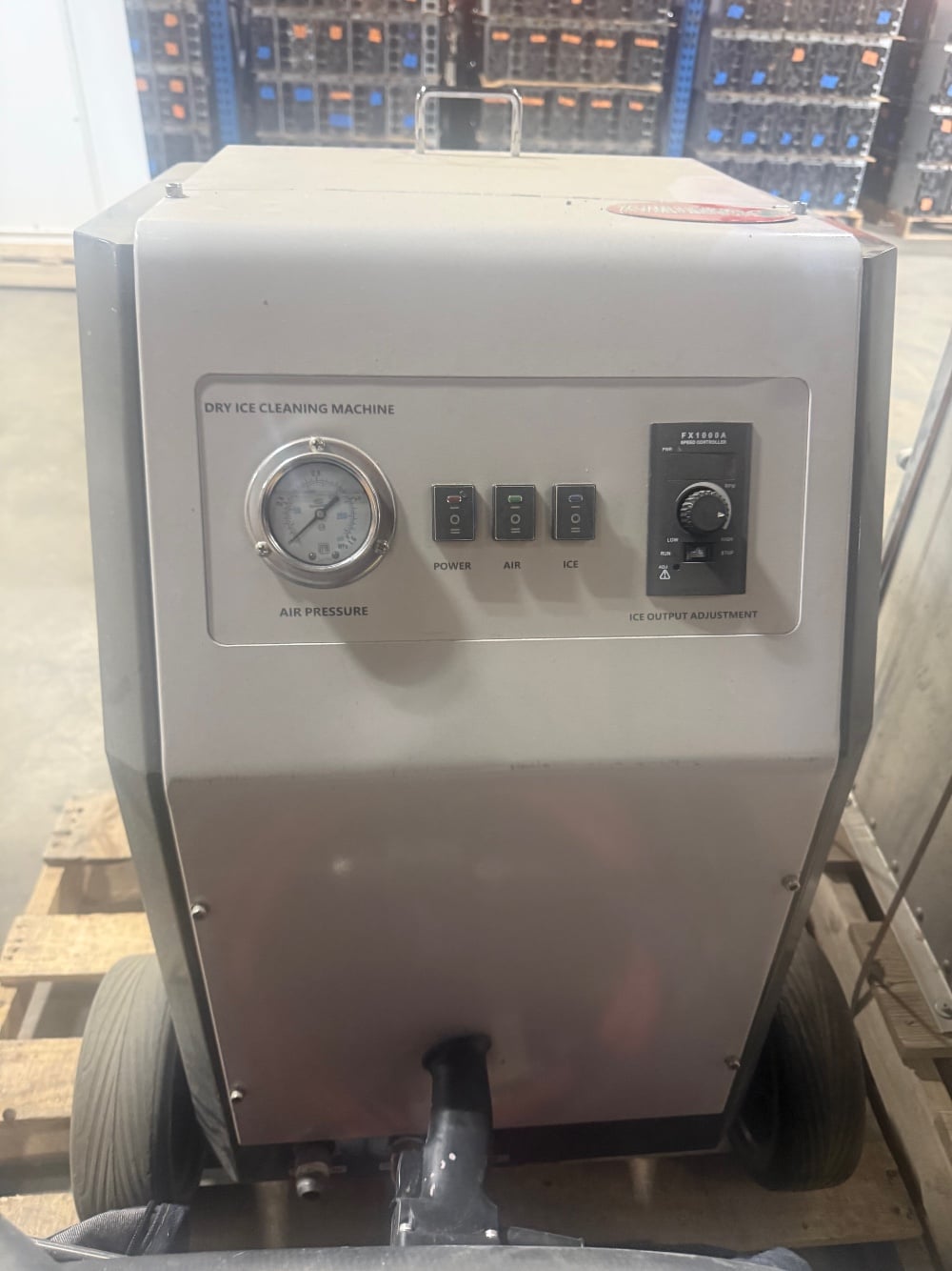 Santimax, industrial dry ice blasting machine - Image 1