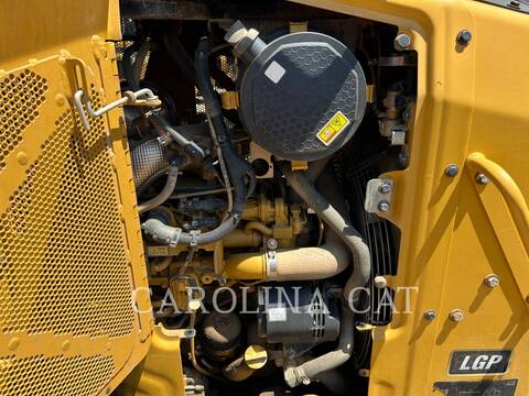 Caterpillar D3 LGP, 3735 hours, S/N: XKY00797, 2021 - Image 7