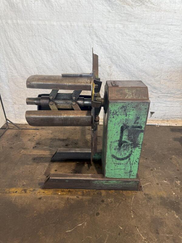 2500 lb. American #60, uncoiler, 12" width, (2 available) - Image 2