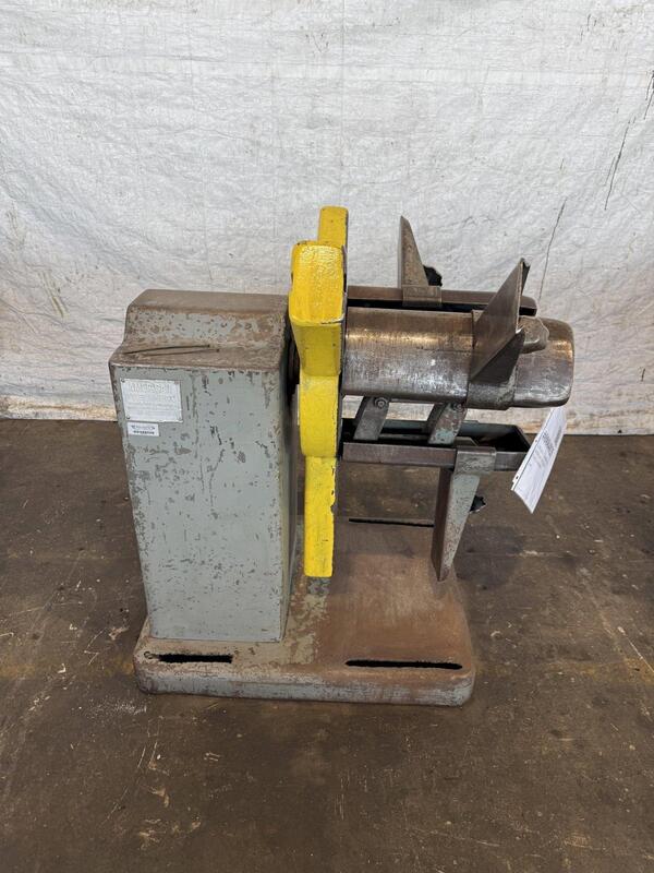 2500 lb. American #60, uncoiler, 12" width, (2 available) - Image 2