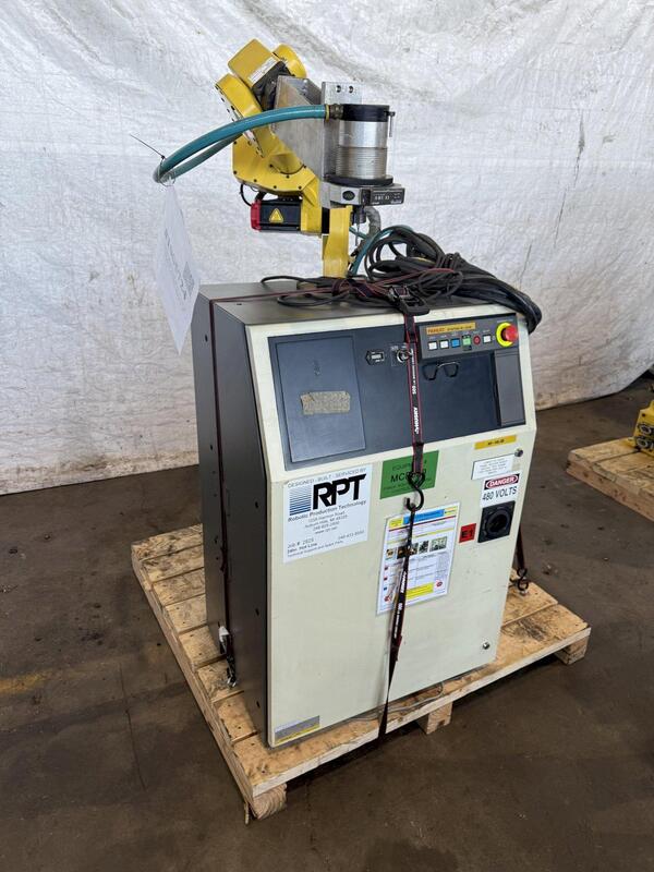 Fanuc, M-6iB/20, 6-axis robot, R-J3iB controller - Image 1