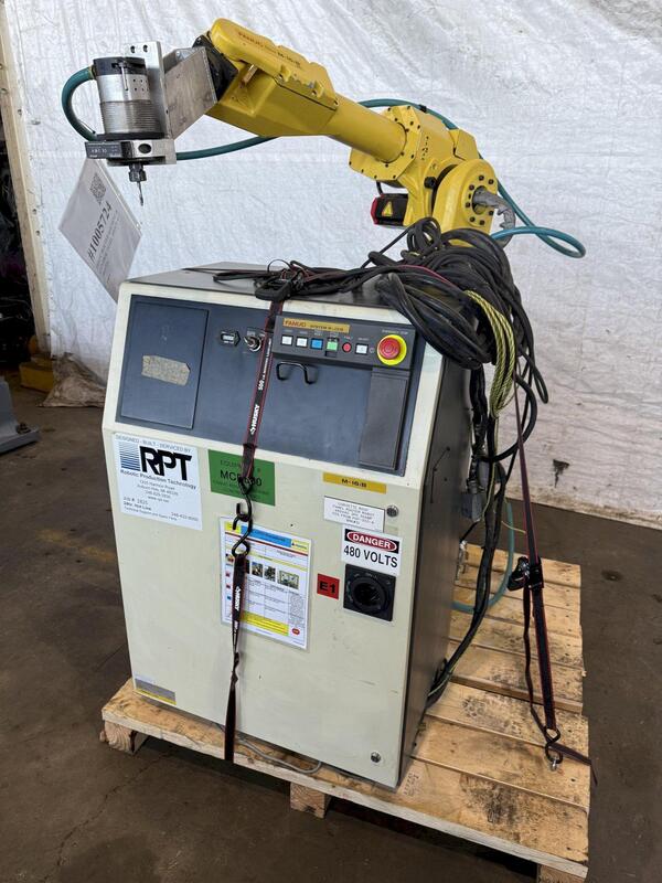 Fanuc, M-6iB/20, 6-axis robot, R-J3iB controller - Image 3