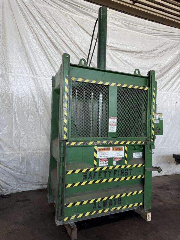 Vertical hydraulic downstroke baler - Image 2