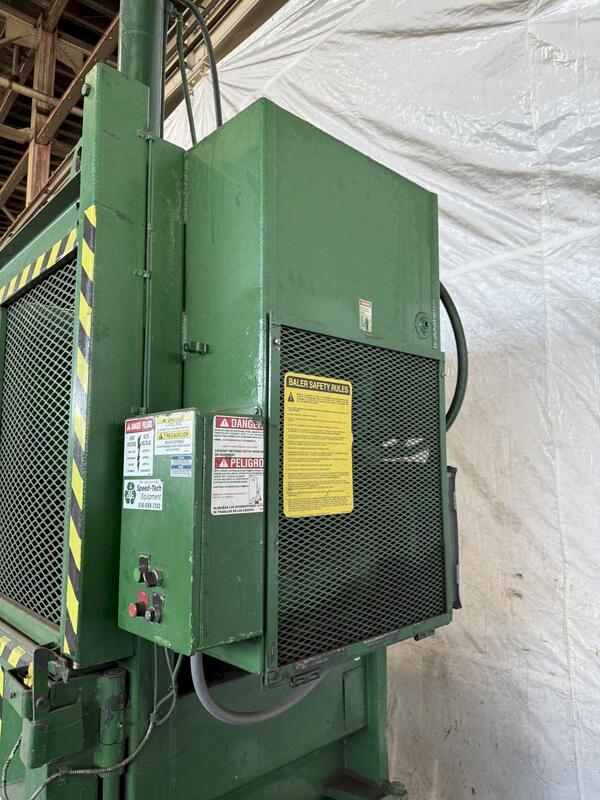 Vertical hydraulic downstroke baler - Image 4